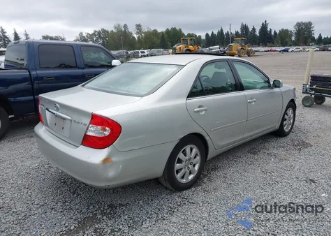 2003 Toyota Camry Xle z USA, uszkodzony, nr VIN 4T1BE32K53U786106